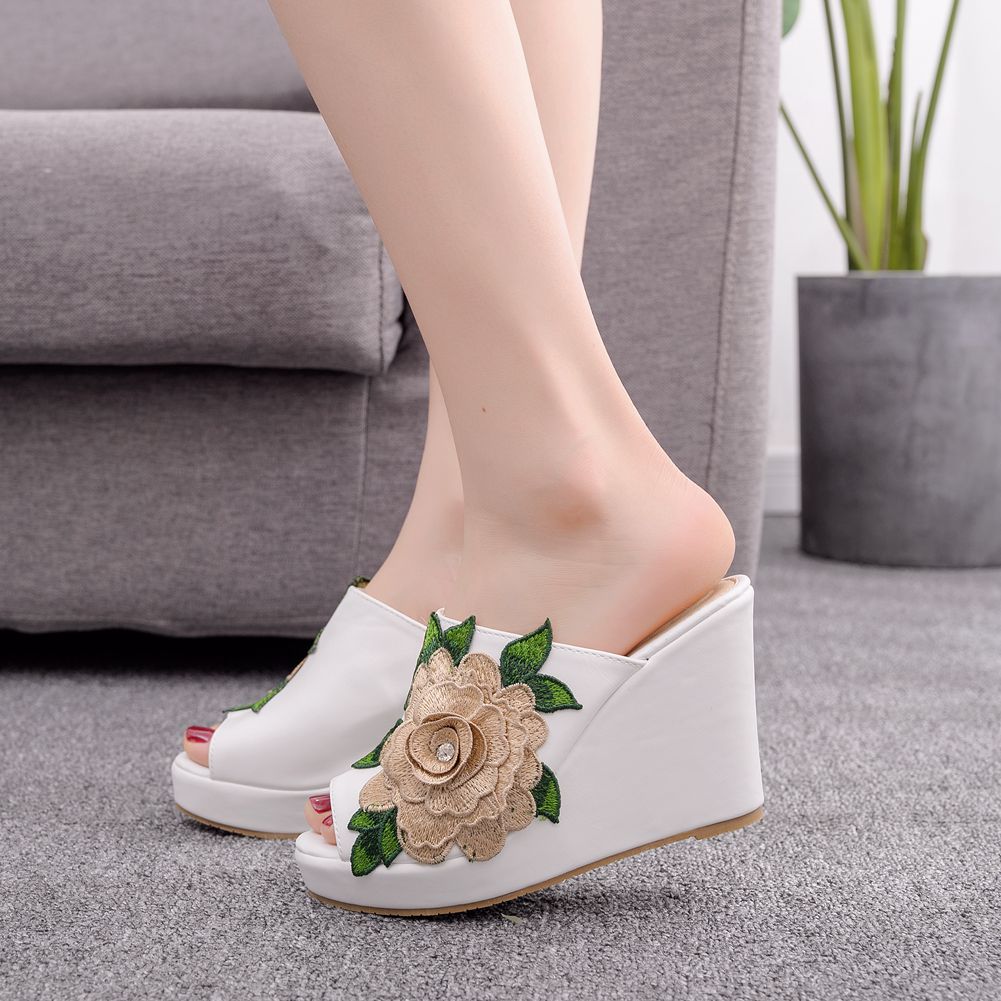 Queen Street Fashion - Womens Flower Open Toe Fashion Slip